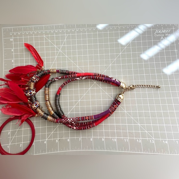 Tribal Style Feather Statement Necklace - Picture 11 of 12